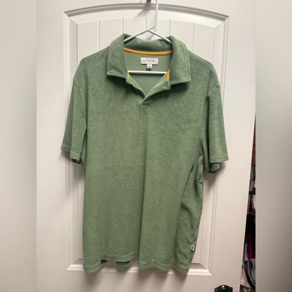 Free Assembly Terry Cloth Polo Excellent Uses Condition Size Large